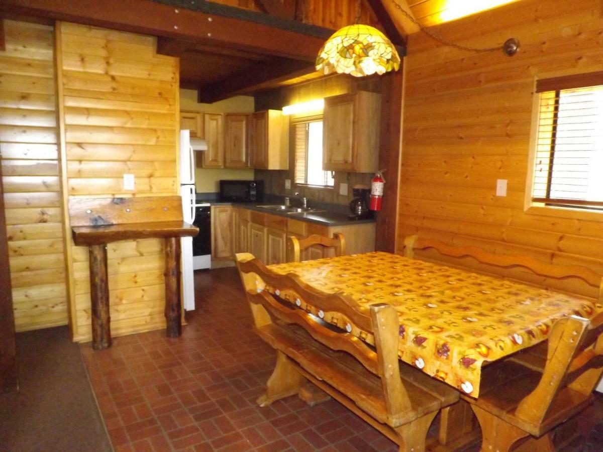פלאגסטאף Arizona Mountain Inn & Cabins מראה חיצוני תמונה